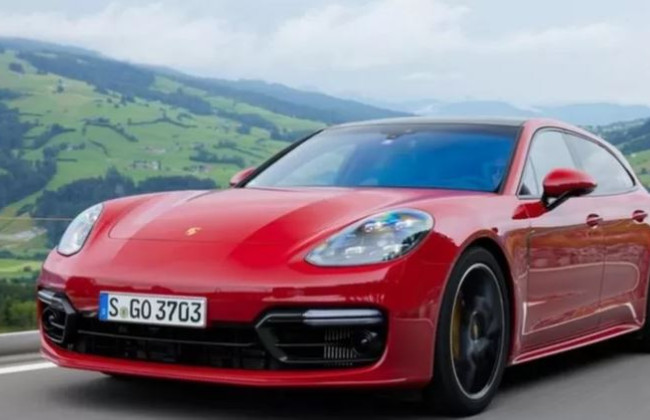 Рекламна помилка: новенький Porsche «продавали» у 8 разів дешевше