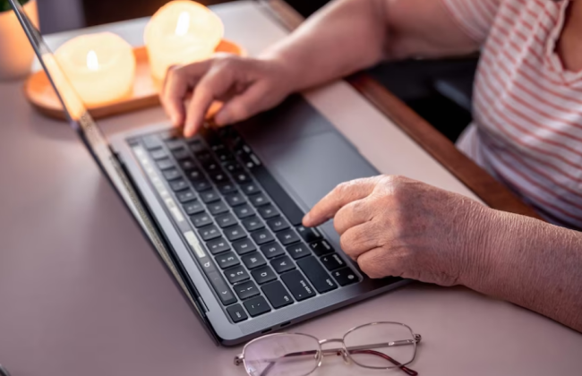 Автоназначение пенсии без посещения учреждений Пенсионного фонда Украины: как это сделать