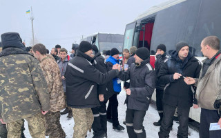 СБУ показала ексклюзивні кадри з обміну полоненими
