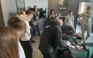 Модель з Києва розповіла, як отримала запрошення на вечірку, де знущалися з дівчат