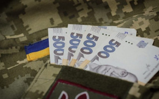 Як призначається пенсія по втраті годувальника малолітній дитині, якщо батько військовослужбовець рахується зниклим