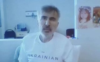 Суд у Грузії залишив Саакашвілі під вартою, незважаючи на стан здоров’я