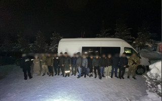 На Буковині прикордонники затримали два автобуси з ухилянтами