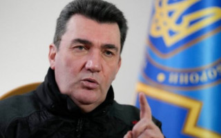 Москва хоче перемовин, а тому залучає до лав посередників кого тільки можна, – Данілов