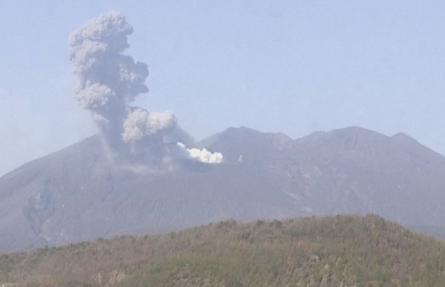 У Японії відбулося виверження на вулкані Сакурадзіма, фото