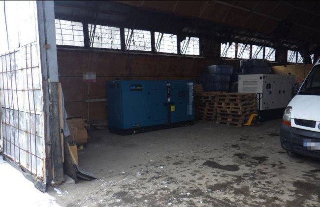 Подстерегли и ограбили: в Киеве задержали грабителей