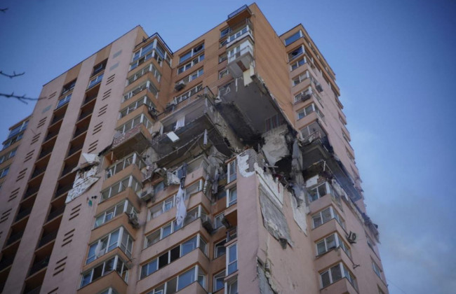 Чи варто припиняти право власності на знищену під час війни нерухомість