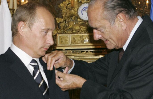 Макрон планирует отобрать у Путина орден Почетного легиона, – СМИ