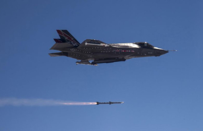 США сбили еще один аэростат, на этот раз над Аляской