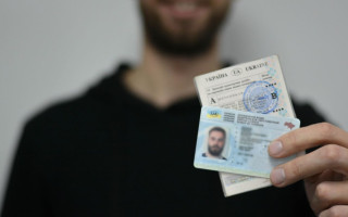 У Чехії працюють центри, де українці можуть обміняти посвідчення водія