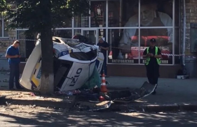 В Сумах суд вынес приговор полицейскому, совершившему ДТП с 8 пострадавшими