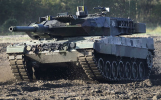 Борис Пісторіус про формування батальйону танків Leopard 2 для України: Не так швидко