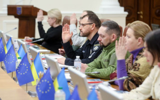 Уряд звільнив двох заступників Резнікова