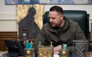 Керівник ОП Андрій Єрмак поінформував радника Байдена Джейка Саллівана про актуальну ситуацію на фронті