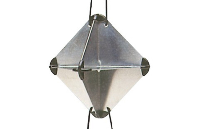 У небі над Україною літають російські повітряні кулі з кутовими відбивачами