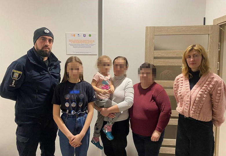 Побив дружину і доньку на очах онуків: киянину загрожує 15 діб арешту