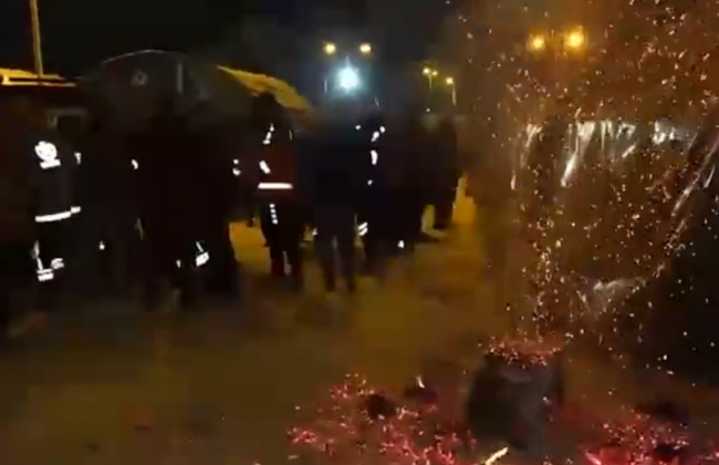 В Туреччині біля міністра охорони здоров'я Фахреттіна Коджі стався вибух вуличного обігрівача, відео