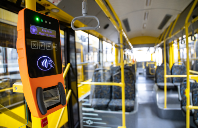 В Киеве 16 февраля возобновляют работу 31 троллейбусный и 13 трамвайных маршрутов