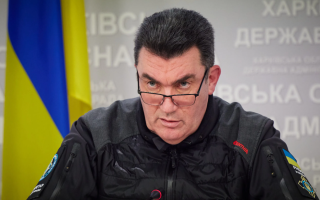 Чому в Україні почали масово роздавати повістки: відповідь Данілова