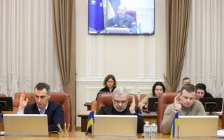 Кабмін звільнив Геннадія Новікова з посади члена Комісії з регулювання азартних ігор та лотерей
