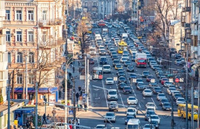 Стало известно, кто из иностранных гостей прибыл в Киев, из-за которых перекрыли движение транспорта