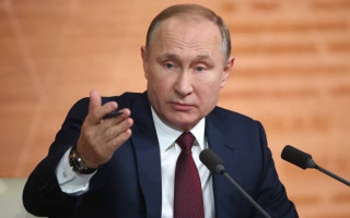 Гендерно-нейтральний бог і одностатеві шлюби: Путін знову згадав тему ЛГБТ
