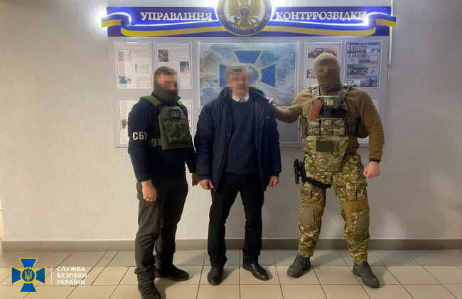 Надав окупантам маршрути доріг для наступу на столицю: СБУ затримала старосту одного із селищ на Київщині
