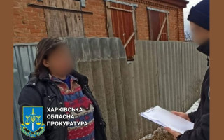 Розповсюджувала пропагандистські газети на окупованих територіях: викрили колаборантку