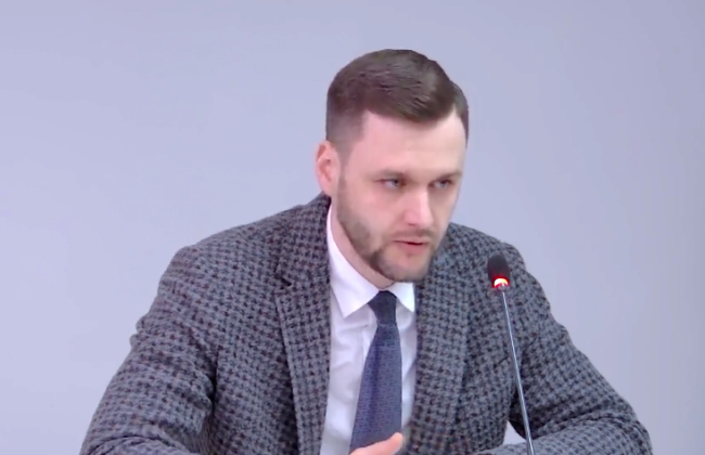 Комиссия по отбору директора НАБУ поинтересовалась причинами выездов за границу детектива НАБУ Виктора Павлищука