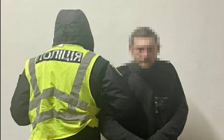 Зламав скриньку з донатами для ЗСУ і поцупив 5000 грн: у Києві затримали крадія