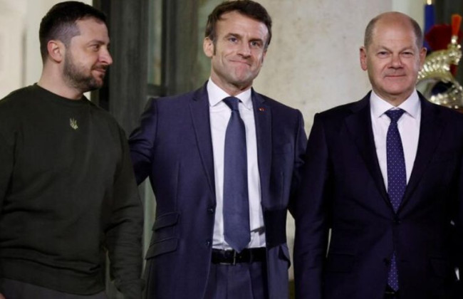Макрон и Шольц в Париже призывали Зеленского начать переговоры с рф — СМИ