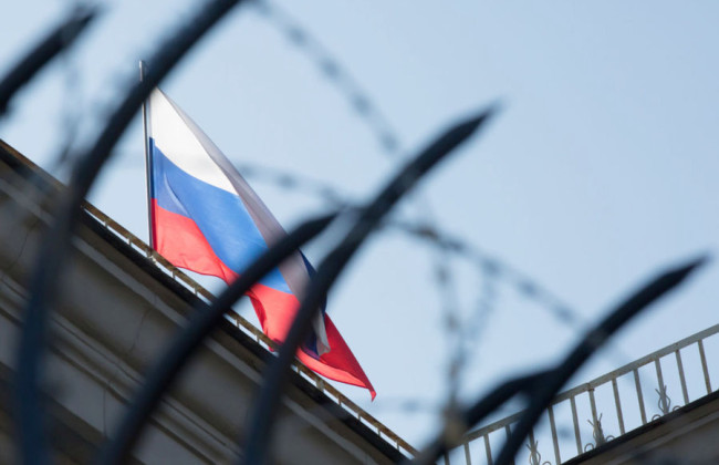 ЕС принял 10-й пакет санкций против рф: в черные списки внесен 121 человек