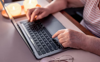 Заява про призначення пенсії з дому: як подати онлайн