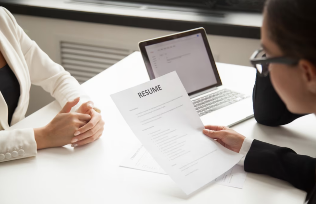 Як ВПО підтвердити робочий стаж, якщо трудова книжка залишилася в окупації