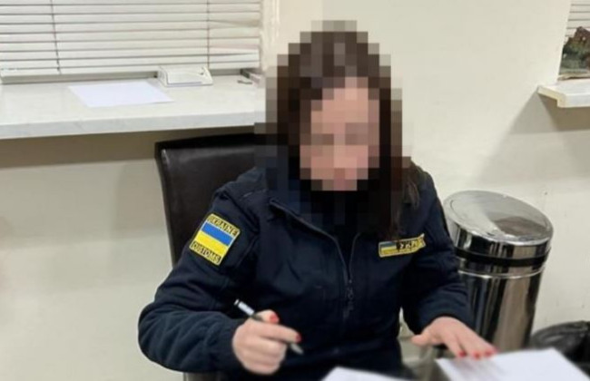 Оформила полный грузовик как пустой: инспектору Львовской таможни сообщили о подозрении