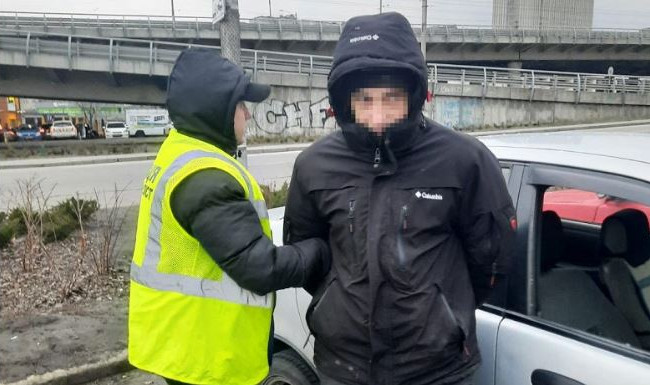 Сбывал взрывчатку и патроны: в Киеве разоблачили 39-летнего мужчину