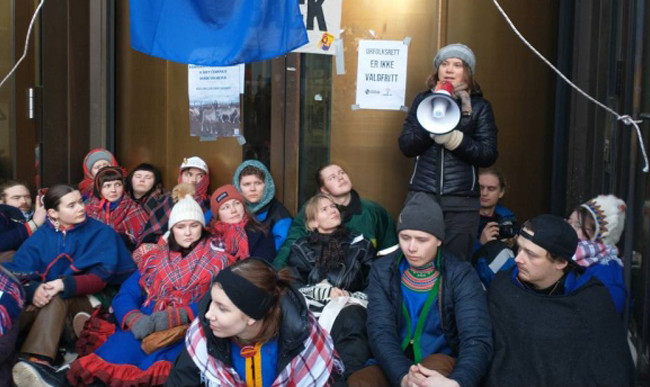 Екоактивісти заблокували Міненерго Норвегії: Грета Тунберг бореться за права саамських оленярів