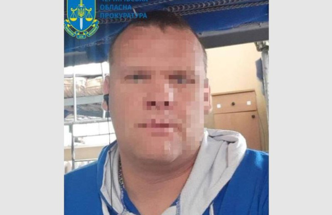 Погрожував розправою і мародерив на Чернігівщині: повідомили про підозру окупанту