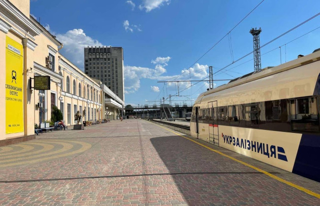 УЗ восстанавливает движение «Слобожанского экспресса»: график