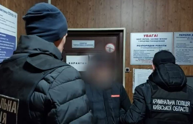 Увидел и захотел присвоить: на Киевщине парень похитил байк Ducati у своего одноклассника