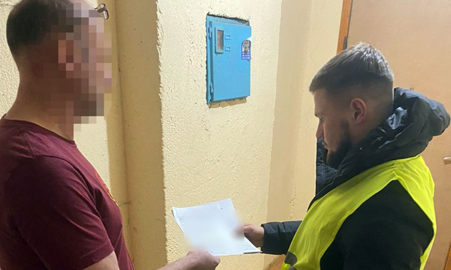 Побив інспектора з паркування: повідомили про підозру киянину