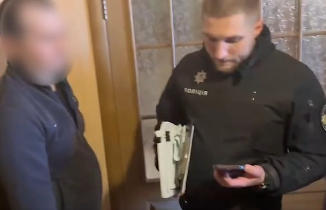 Оформлял кредиты: задержали мужчину, который завладел средствами военнослужащих