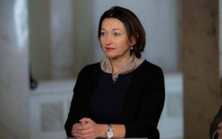 Суд у справі за обвинуваченням у недекларуванні квартири нардепа Ірини Констанкевич ледь не зірвався через повітряну тривогу