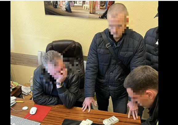 Хабар у 4 000 доларів за оренду концертної зали: судитимуть посадовців Національної музичної академії імені Чайковського