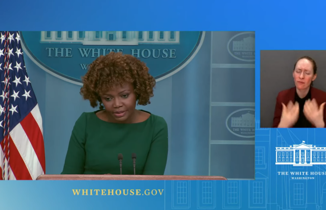 Спикер Белого дома на брифинге назвала рф «российской народной республикой»