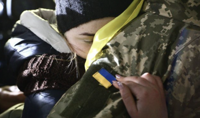 На яку державну грошову допомогу мають право полонені та члени їх родин: роз’яснення