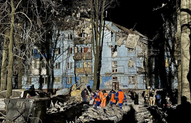 Ракетний удар по житловому будинку в Запоріжжі: двоє людей вважаються зниклими безвісти