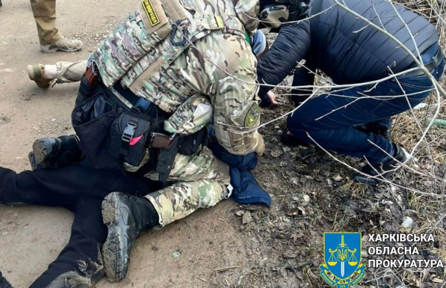 $5000 за переправляння військовозобов’язаних за кордон: викрито групу осіб