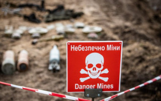 МВС потребує важкої техніки для розмінування територій, — Клименко