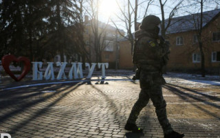 Сили оборони не дали оточити Бахмут, але ситуація дуже важка, — Сирський